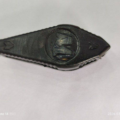 3 WAY VALVE KEY BLACK