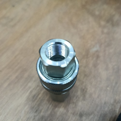 1/4 CUPLER SS
