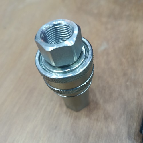 3/8 CUPLER SS