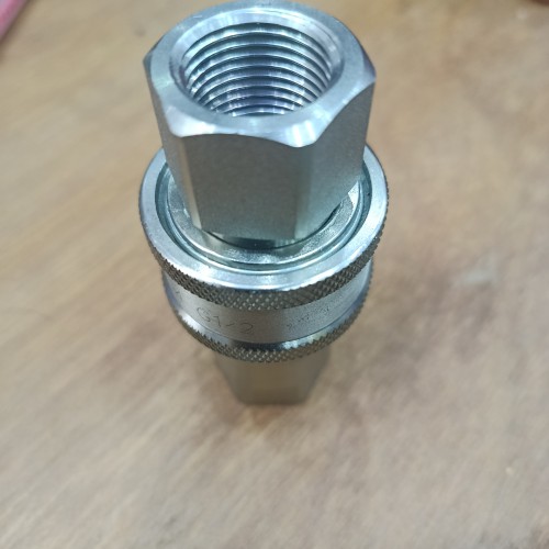 1/2 INCH CUPLER SS