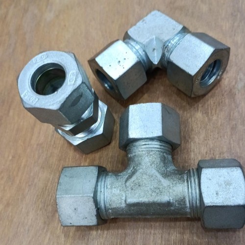 N/V 20MM FITTING ( I )