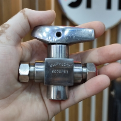 3 WAY VALVE SWIFTLOK